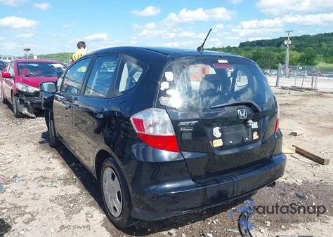 2013 Honda Fit z USA, uszkodzony, nr VIN JHMGE8H30DC018885